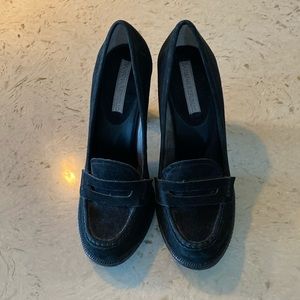 Banana Republic Woman’s Black Suede Shoes